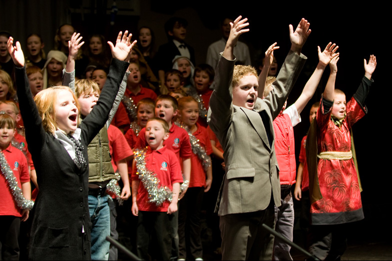 Ysgol Gymraeg 2009 - 10