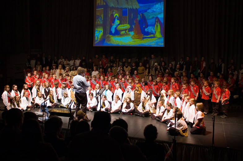 Ysgol Gymraeg 2009 - 6